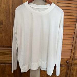 Lucky brand oversized white lightweight sweater Size L